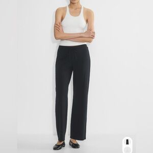 Aritzia TNA chill casual pants